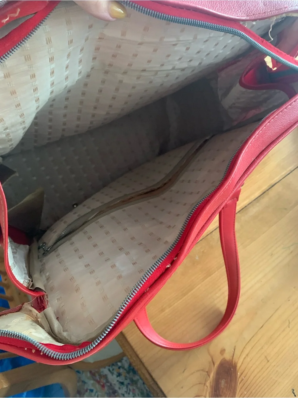 Red Samsonite Satchel